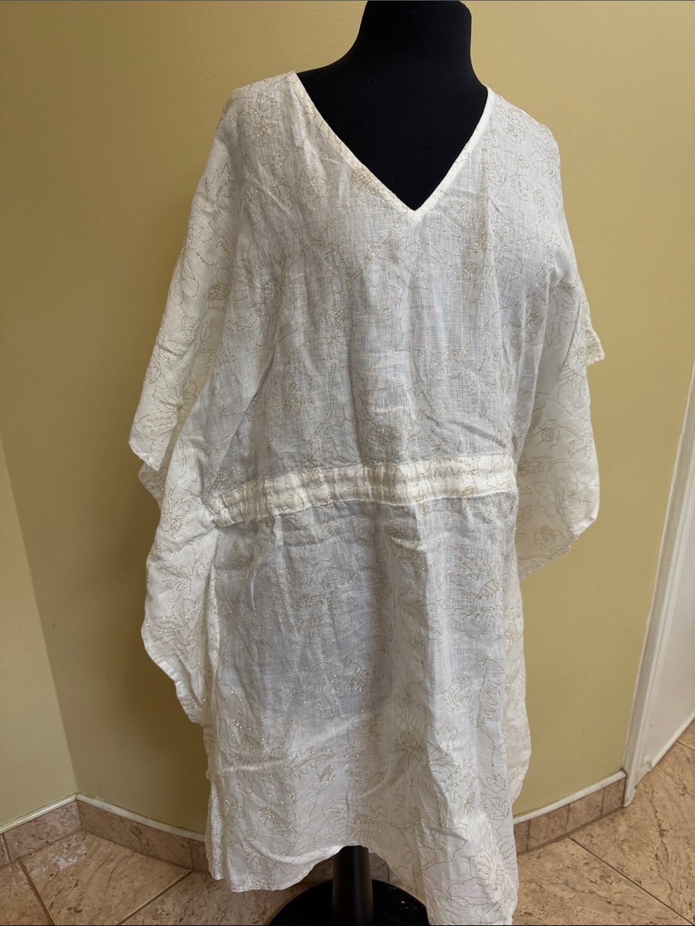 NWT 120% Lino White gold print V-Neck Caftan/dress S